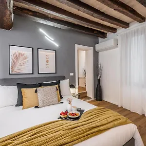 Appartamento Design In Centro A Modena, Pass Parcheggio Incluso, Ciao Bella, Modena